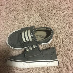 Toddler Sperry boat shoes size 6